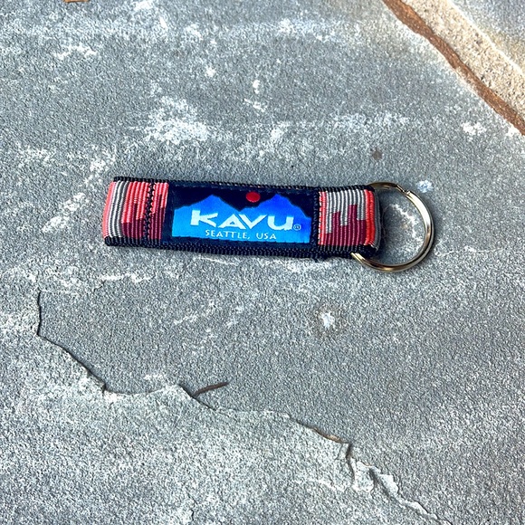 New🌟KAVU Keychain-Desert RustVariant-Urban Outfitters - Picture 2 of 3
